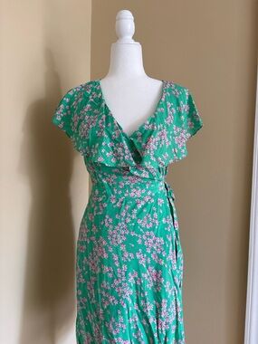Draper James Green Maxi Wrap Dress with Pink Floral Print